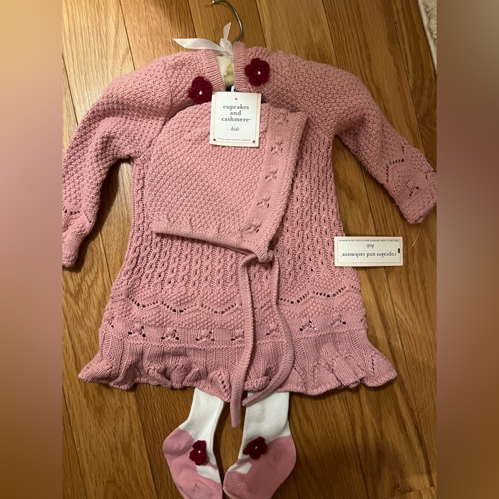 Cupcakes and Cashmere Matching Set